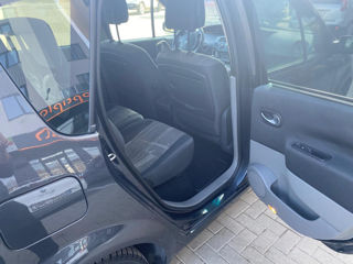 Renault Scenic foto 9