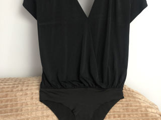 Bluzite si body-uri Pimki, Bershka, Coton, Motivi, marimea S, pret 199 lei foto 6