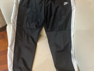 Nike custum sportiv original marimea M Recent adus foto 6