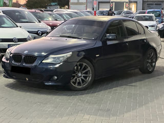 BMW 5 Series foto 5