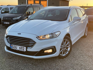 Ford Mondeo foto 2