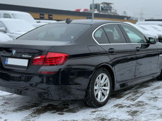 BMW 5 Series foto 3