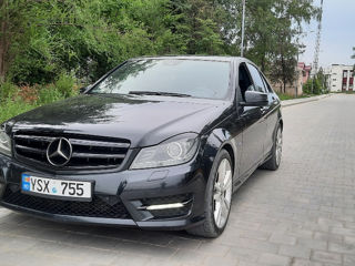 Mercedes C-Class