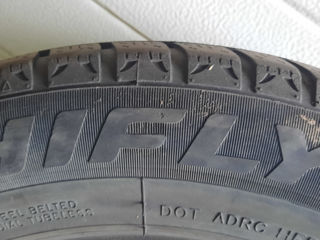 2 anvelope 205/60 r 16 de iarnă. protector 50 %. hifly. foto 3