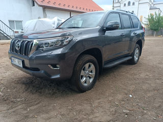 Toyota Land Cruiser Prado foto 4