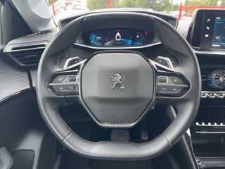 Peugeot 208 foto 9