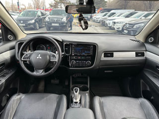 Mitsubishi Outlander foto 10