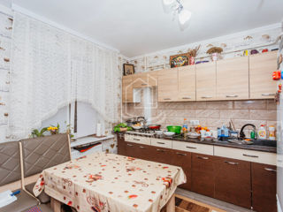 Apartament cu 2 camere, 68 m², Botanica, Chișinău
