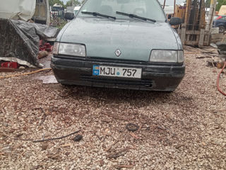 Renault 19 foto 3