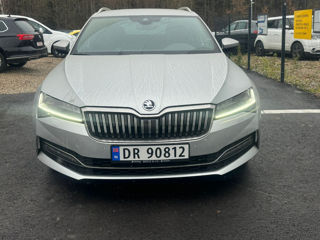 Skoda Superb foto 3