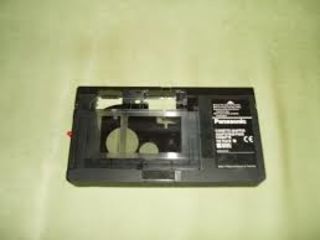 Видеокамера VHS-C Panasonic NV-VZ10 - отличное состояние foto 3