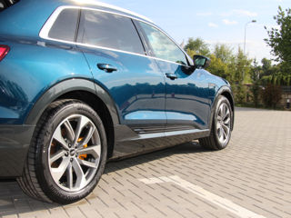 Audi e-tron foto 3