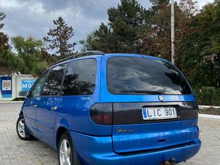 Volkswagen Sharan foto 9