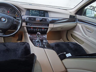 BMW 5 Series foto 6