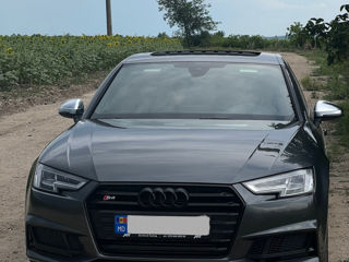 Audi S4 фото 8