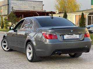 BMW 5 Series foto 7