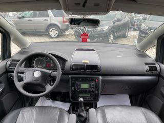 Volkswagen Sharan foto 9