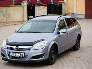 Opel Astra foto 2