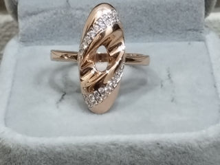 Женское золотое кольцо 585 пробы. Inel din aur 585pr.