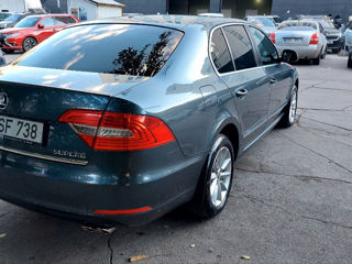 Skoda Superb foto 4