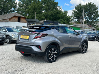 Toyota C-HR foto 3