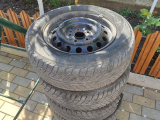 Продам диски с резиной195/65R15 Диаметр центра 60.1 foto 1