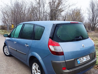 Renault Grand Scenic foto 4