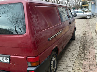 Volkswagen Transporter foto 3