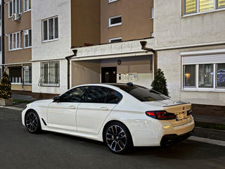 BMW 5 Series foto 2