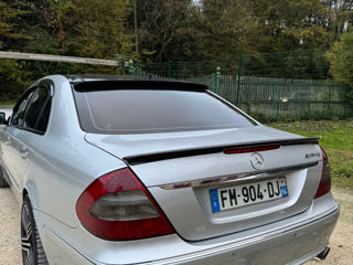 Mercedes E-Class foto 6