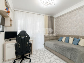 Apartament cu 3 camere, 95 m², Buiucani, Chișinău foto 8