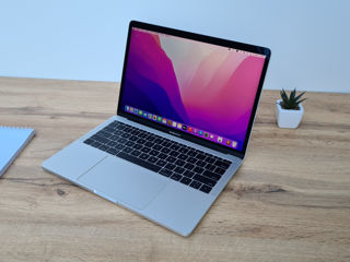 Apple MacBook Pro 13 2016 Touchbar (i5/16Gb/SSD 256 Gb) foto 2