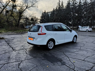 Renault Grand Scenic foto 6