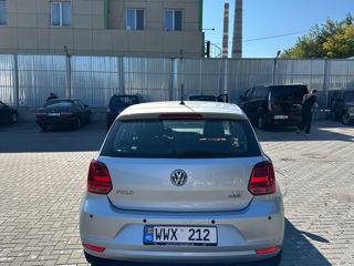 Volkswagen Polo foto 4