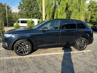 Audi Q7 e-tron foto 2