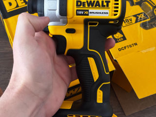 Dewalt  impact DC787N