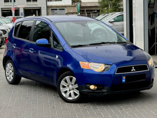 Mitsubishi Colt foto 3