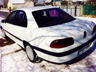 Opel Omega foto 1