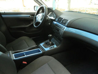 BMW 3 Series foto 8