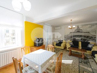 Apartament cu 4 camere în bloc nou, Centru, 500 € ! foto 2
