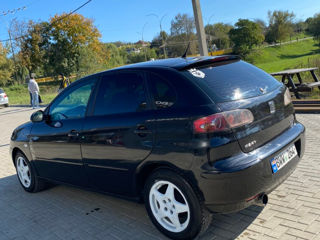 Seat Ibiza foto 2