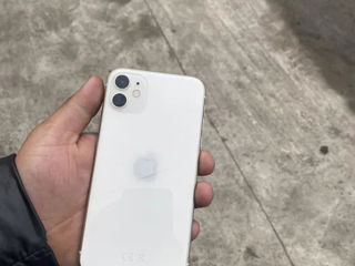 Apple iPhone 11 128GB White Reused foto 2