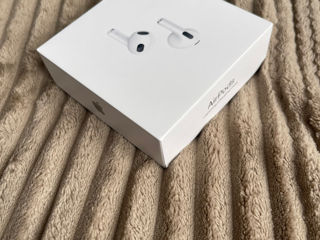 AirPods 3 Noi Sigilate foto 4