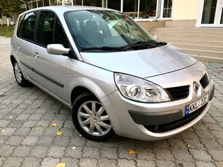 Renault Scenic foto 1