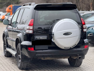 Toyota Land Cruiser Prado foto 3