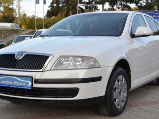 Skoda Octavia foto 1