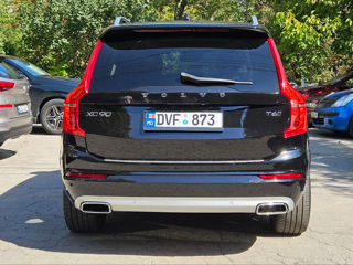 Volvo XC90 foto 9