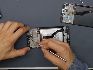 Samsung Galaxy A21s, Треснул экран – на ремонт отдавай нам! foto 1