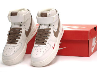 Nike Air Force 1 High Beige/Red Unisex foto 4