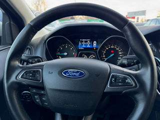 Ford Focus foto 12